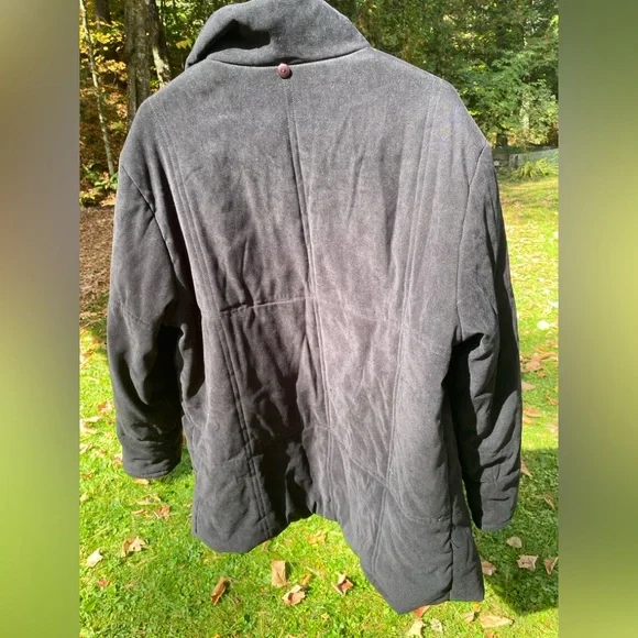 Women's Black Winter Jacket - Picture 6 of 8